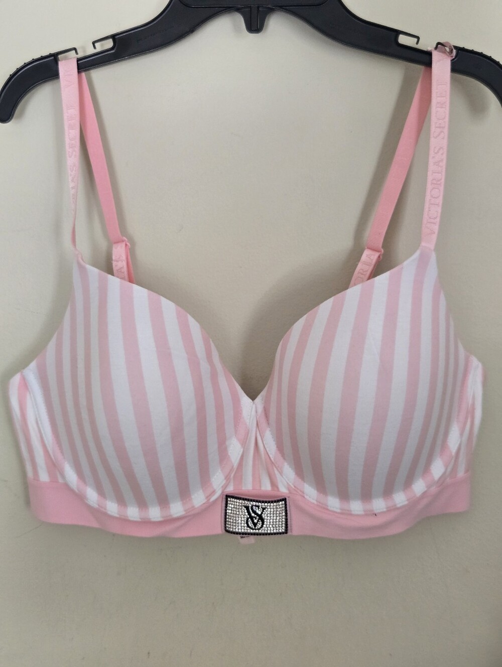 NWT Victoria's Secret T-Shirt Lightly Lined Demi Signatute Stripes Bra Size 38 D